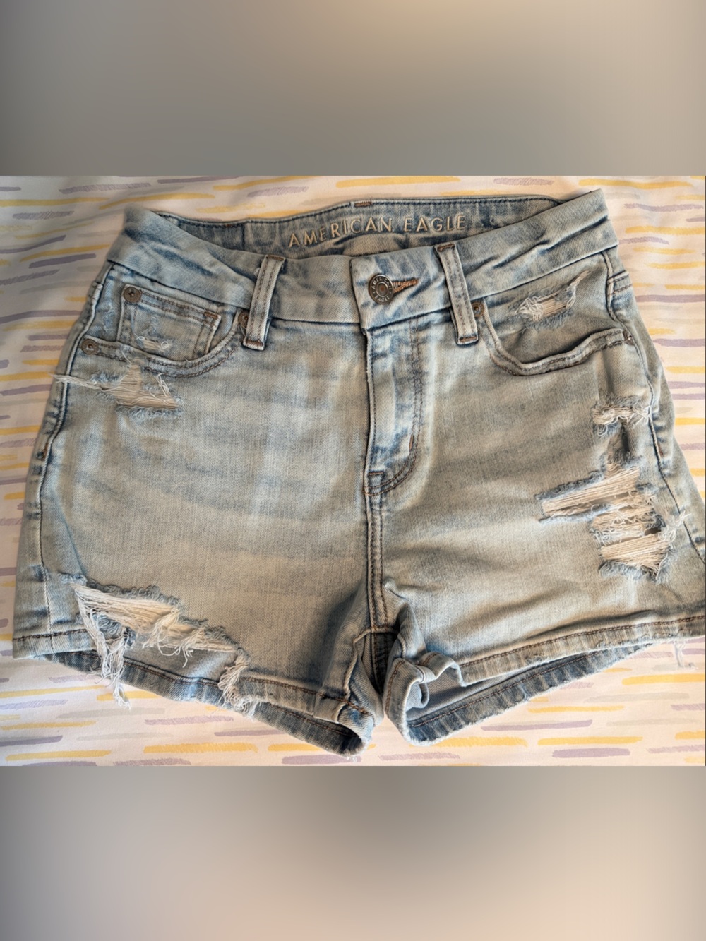American Eagle Distressed Light Blue Denim High-Rise Shortie Shorts Size 0